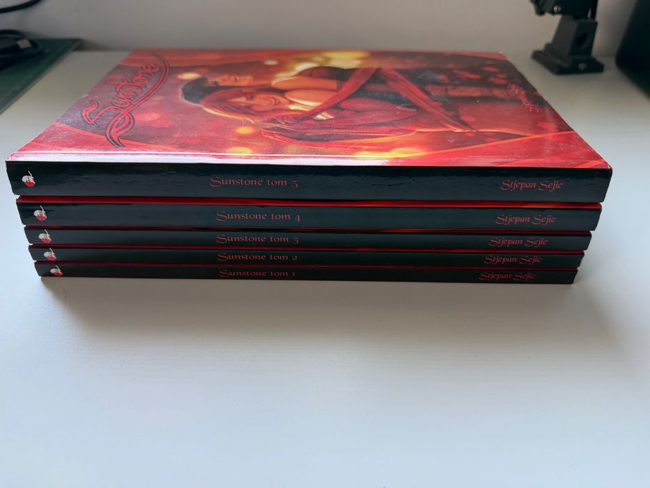 Komiks Sunstone, tomy 1-5, wydanie Waneko