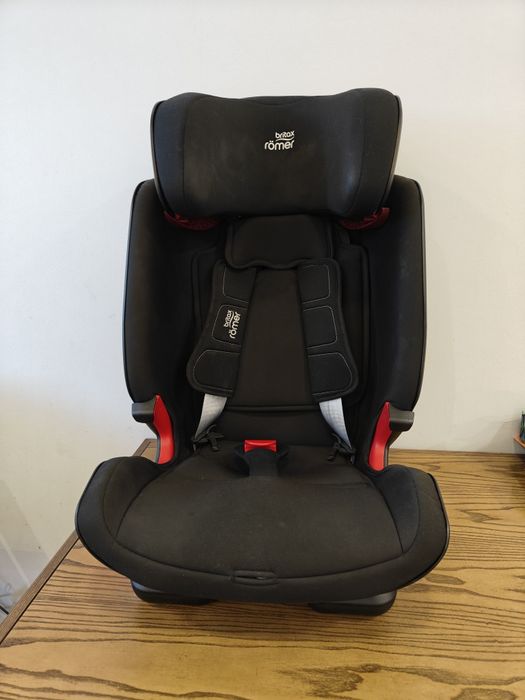 Автокрісло Britax Romer  ADVANSAFIX IV M