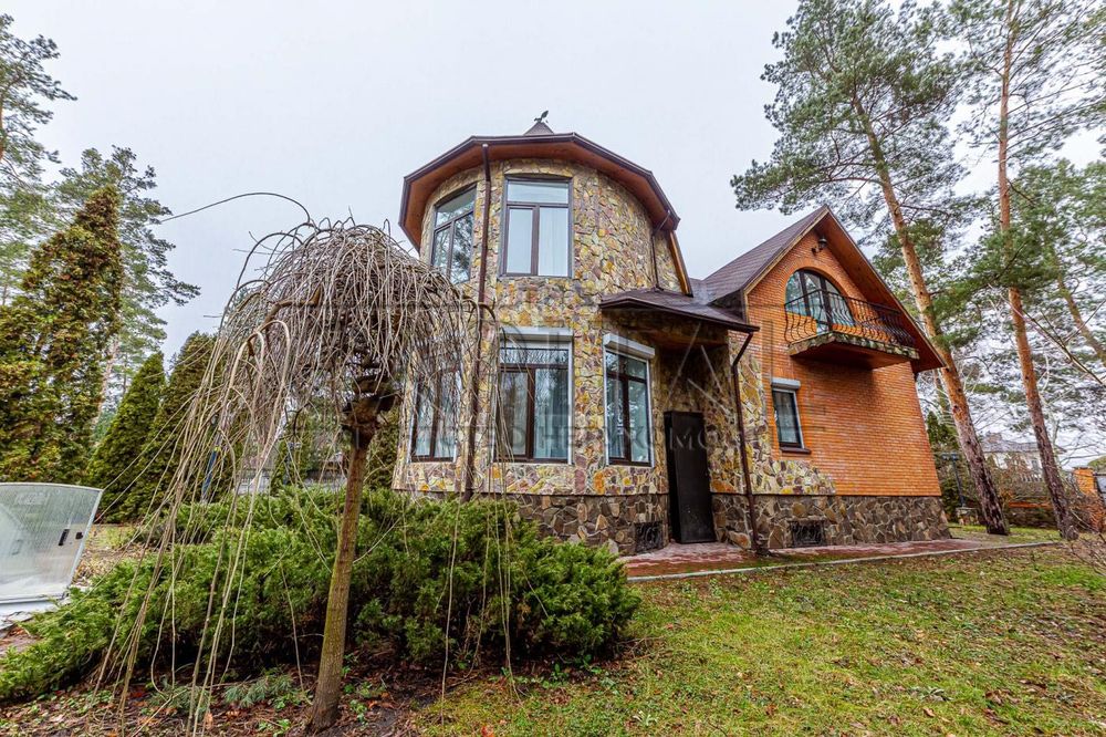 Оренда будинку 476 м² з басейном у сосновому лісі, Козин