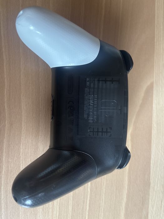 Nintendo Switch Pro Controller