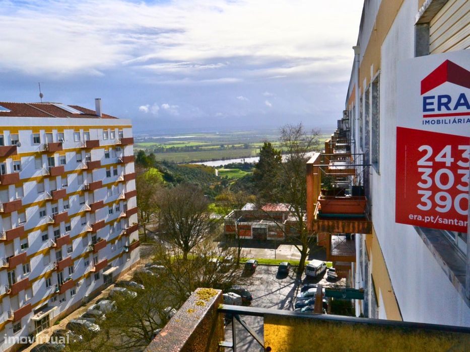 Apartamento T3 com vista sobre a cidade