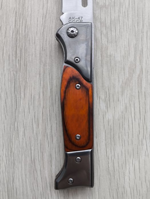 Nóz turystyczny składany ,AK, 22 cm.