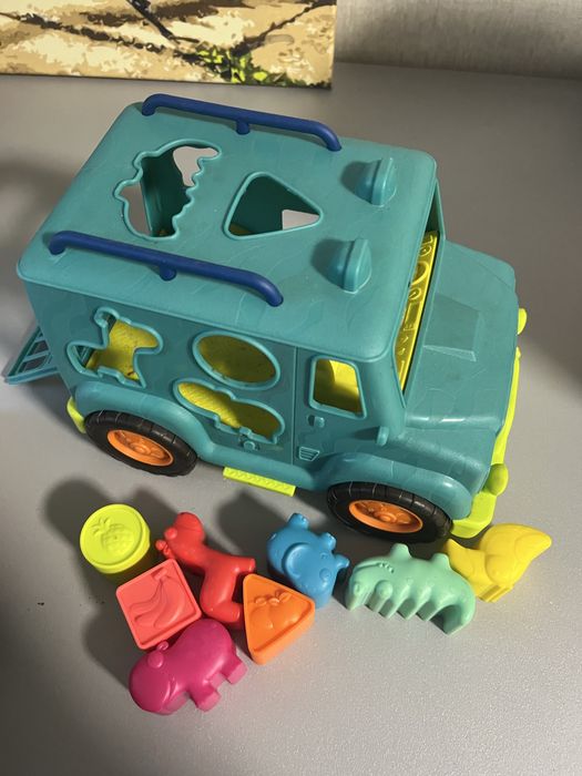 Сортер Battat Вантажівка сафарі