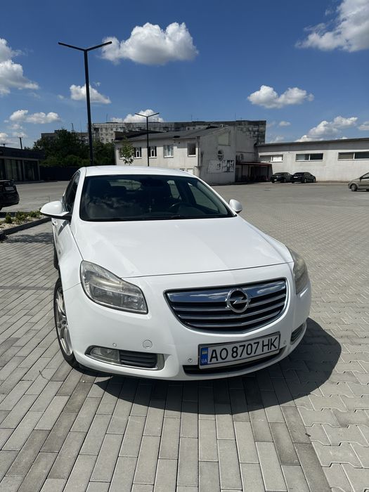 Opel insignia 2011
