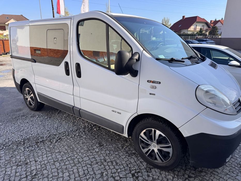 Sprzedam Renault Trafic 2 2011