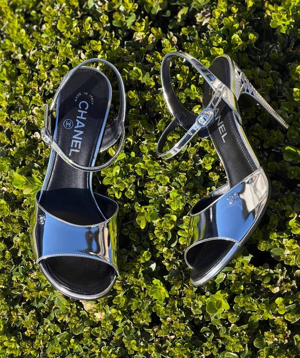 Туфлі слінгбеки лофери Chanel Dior