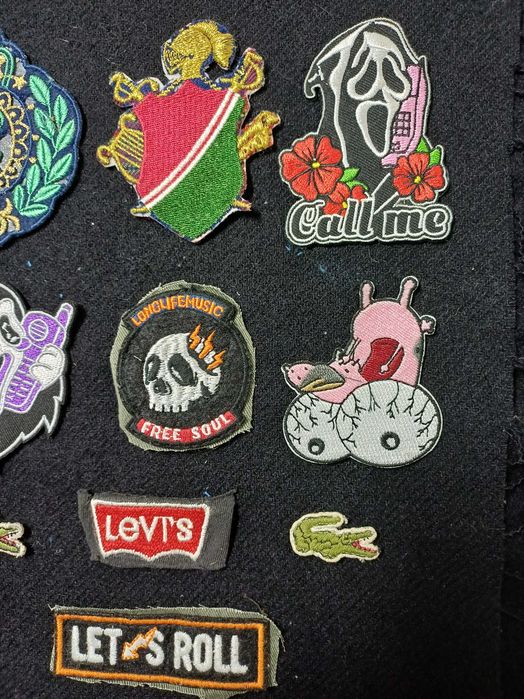 Emblemas ou patches em tecido bordados 10 unidades