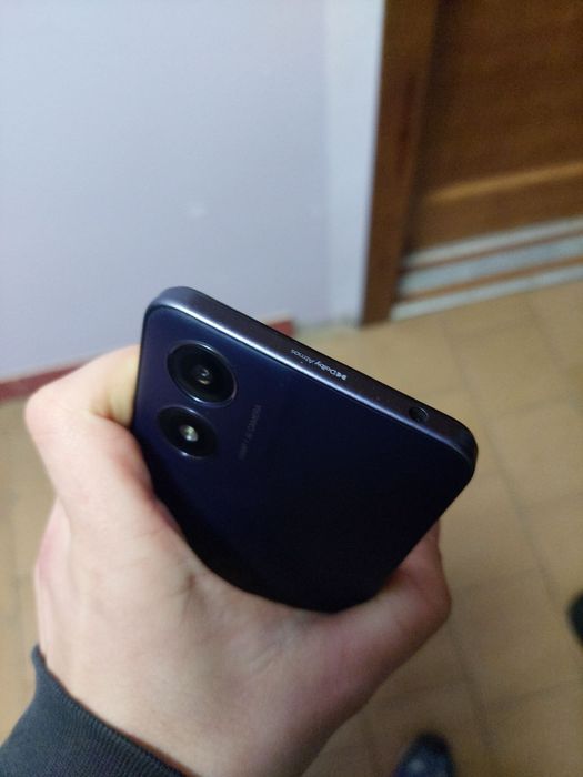 Продам телефон  Moto G04 у гарному стані.
Все працює ідеально, без про