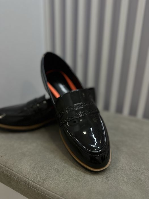 Лофери next, один раз одягнені