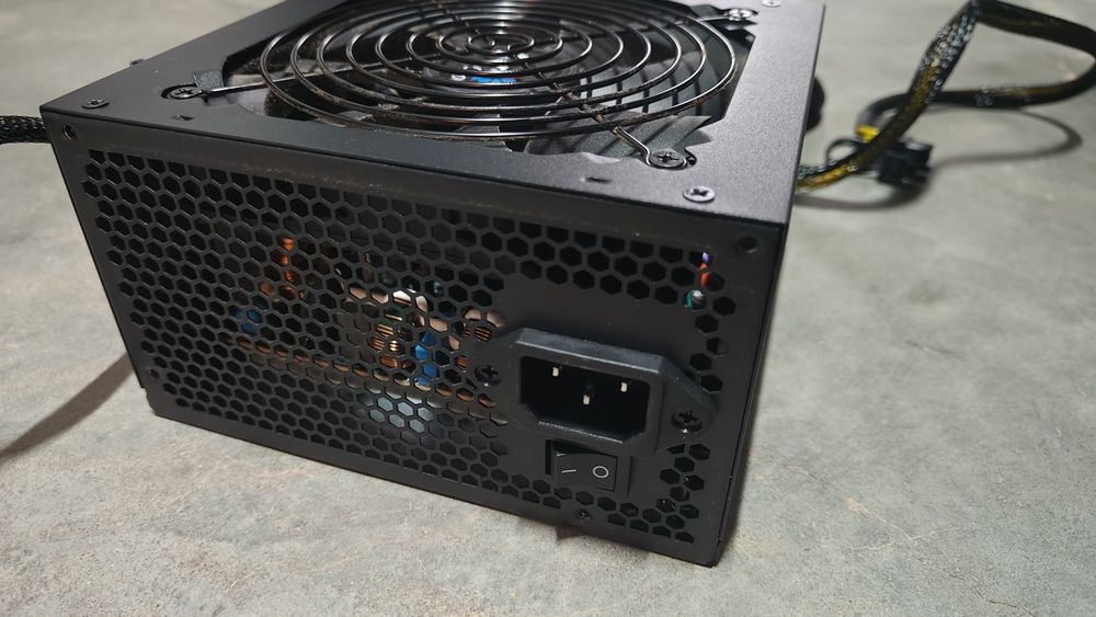 Fonte de Alimentação Aerocool KCAS 600W 80 Plus Bronze