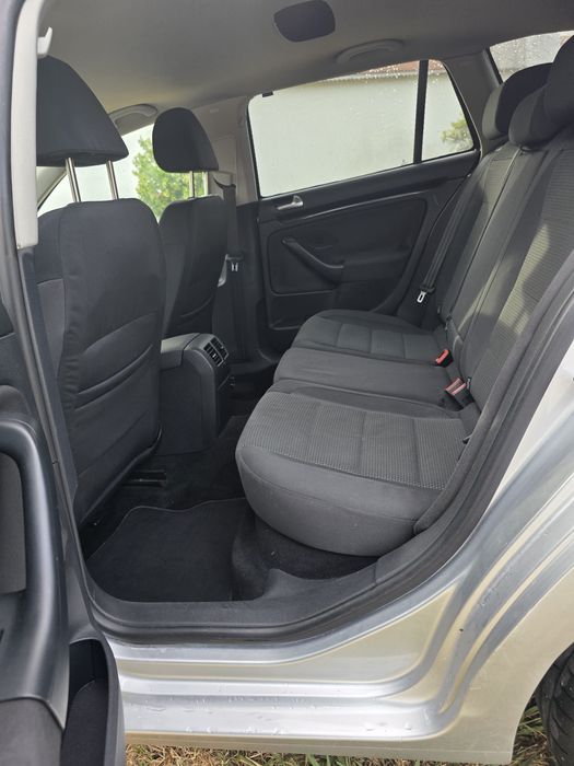 Vw golf 1.6 tdi viatura com apenas 202 mil kms irrepreensível  nada a fazer