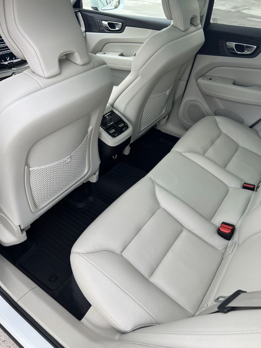 Volvo XC60 2020 Inscription 2.0 benzyna 250KM