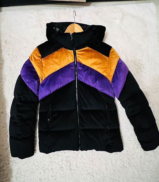 Куртка Велюр чорна мʼяка триколор розмір М