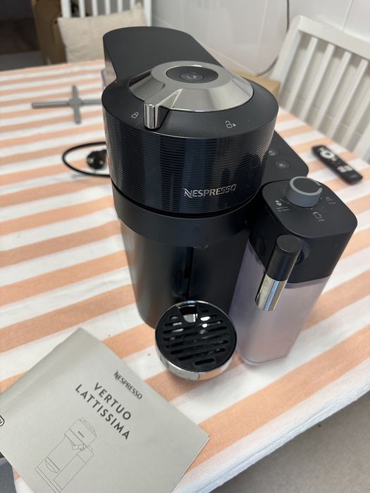 Vertuo Latissima matte black & glossy Delonghi - Nespresso