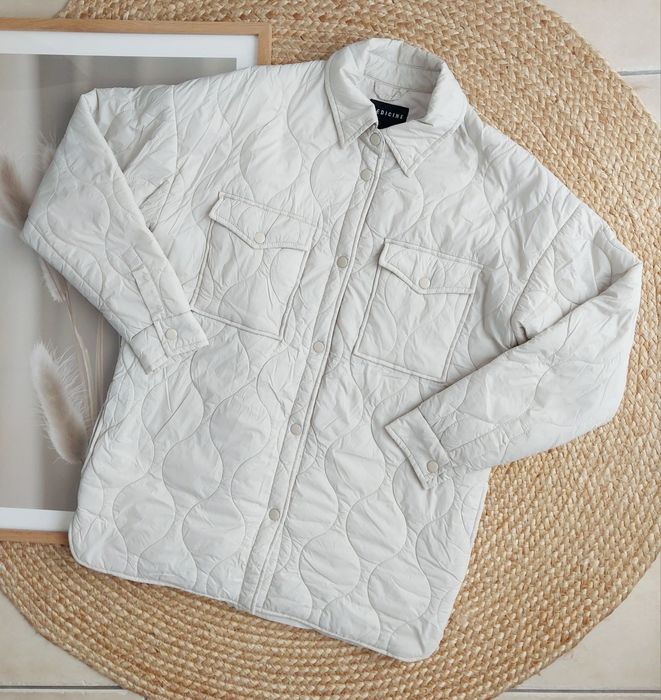 Pikowana kurtka Medicine XS/S Kremowo szara kurtka oversize Watowana