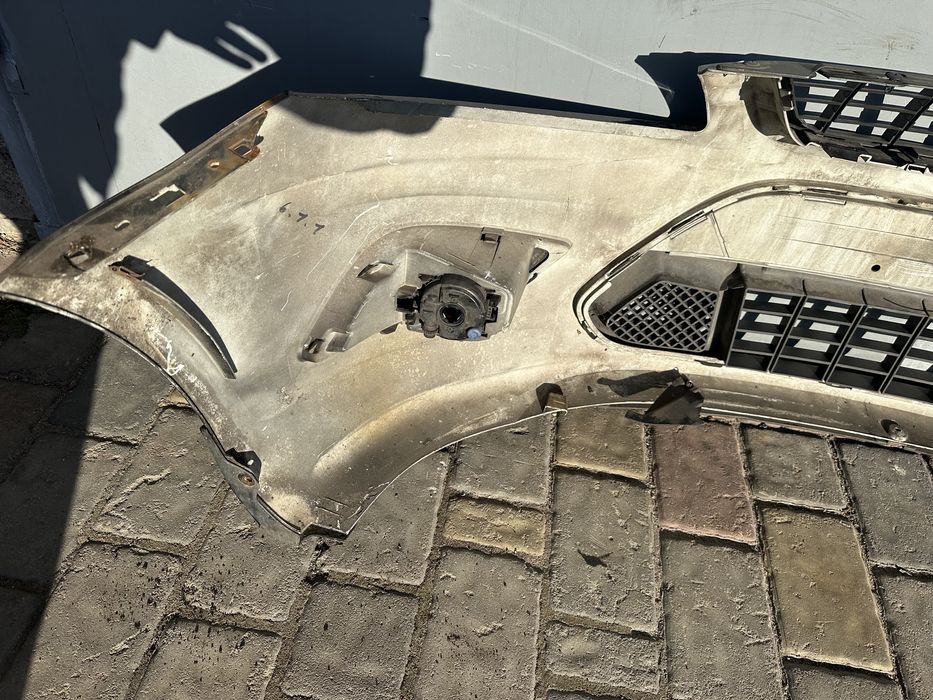 Бампер передний Ford Focus ST MK2
