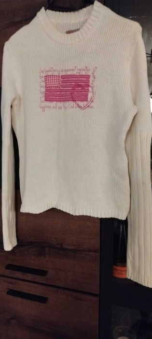 Sweter damski kremowy