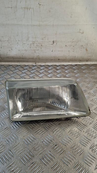 Lampa Prawy Przód Opel Frontera A