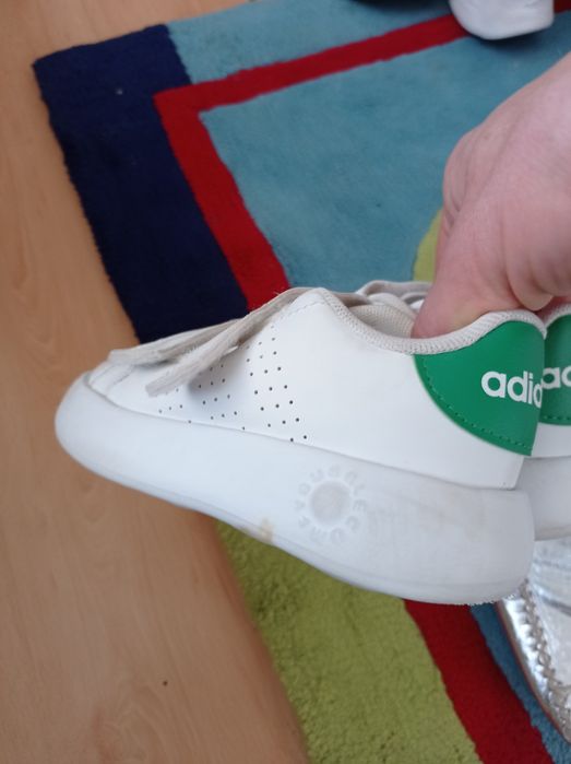 Buty dla dzieci 24 za ptasie mleczko