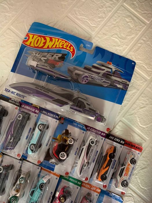 Zestaw hotwheels