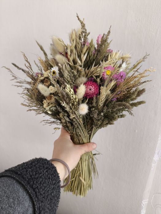 Букет з сушених квітів і трав