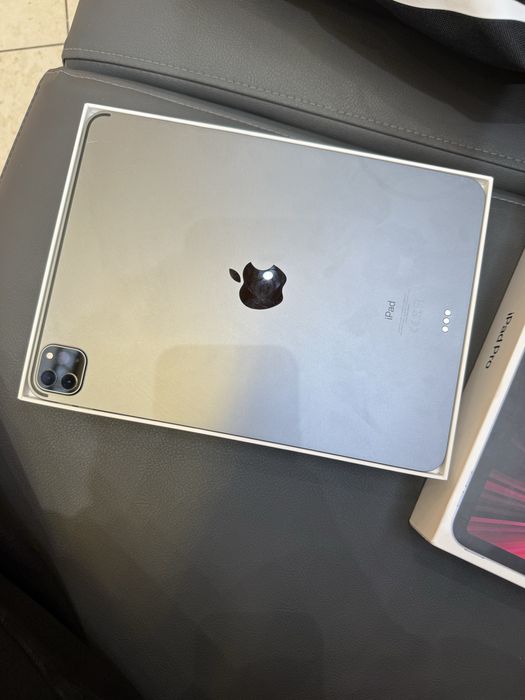 iPad Pro 11-inch (3rd Generation) Wi-Fi 128 gb