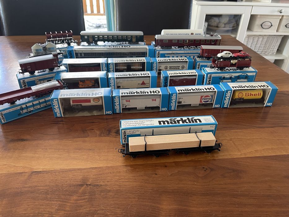 Zestaw Marklin tory kolejki wagony