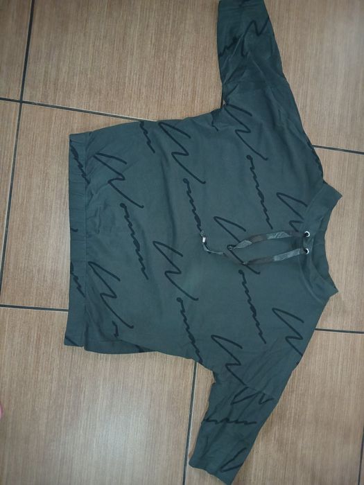 Sweterki bluzki 42-44