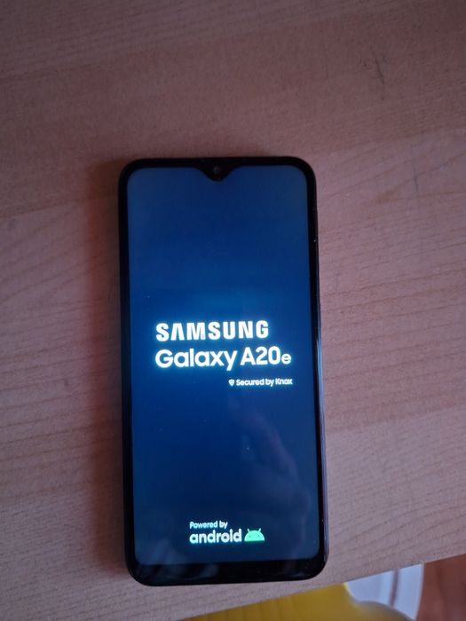 Samsung Galaxy A20e 3gb/32gb