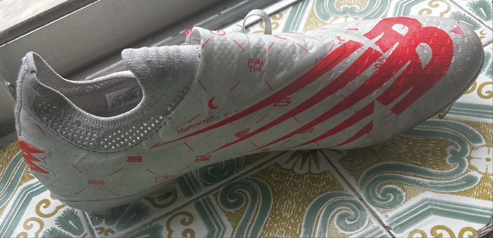 Chuteiras New Balance 7