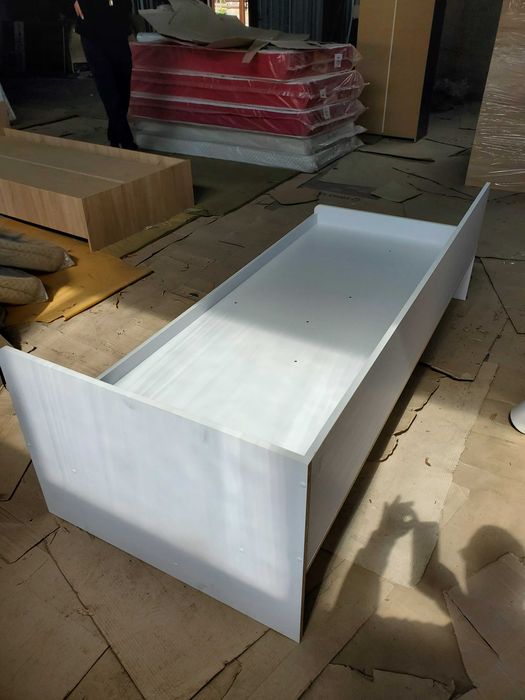 Ліжко односпальне