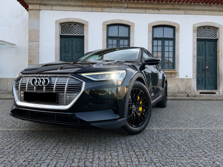 Audi e-Tron  Q8 50 quattro Sport Line