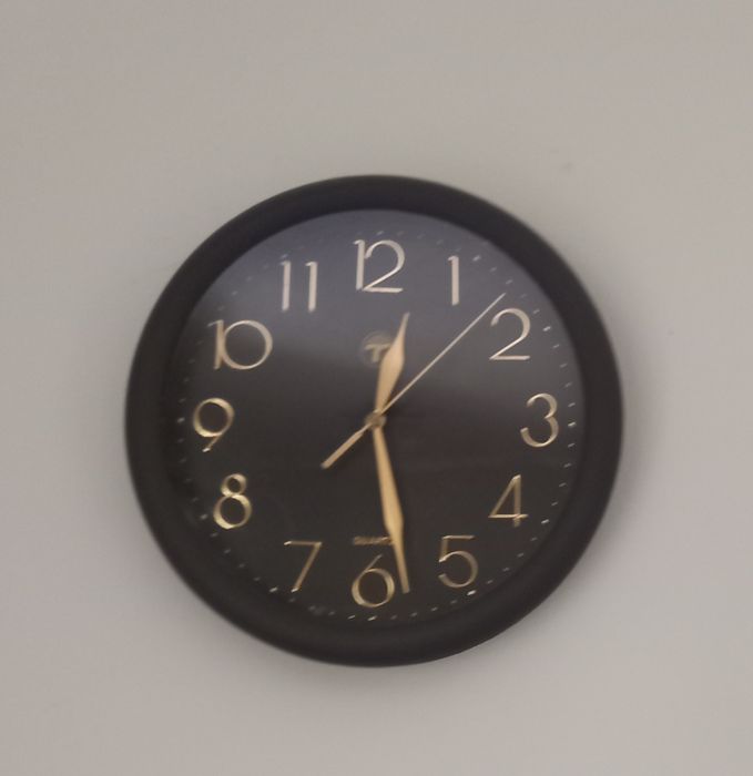 zegar ścienny okrągły