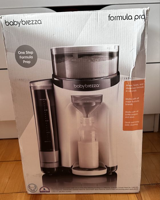 Машина для приготування дитячої суміші Baby Brezza Formula Pro