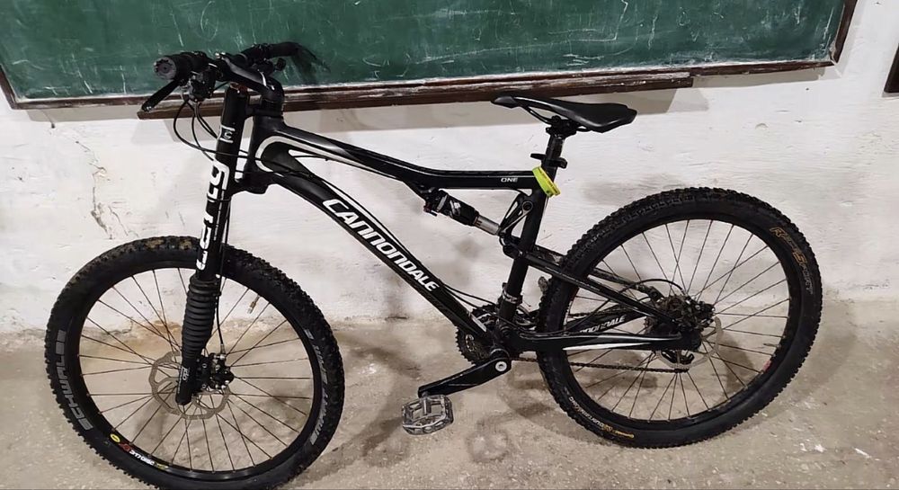 Canongaile rz one twenty 1 (2011)