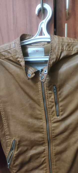 Куртка шкіряна, чоловіча.