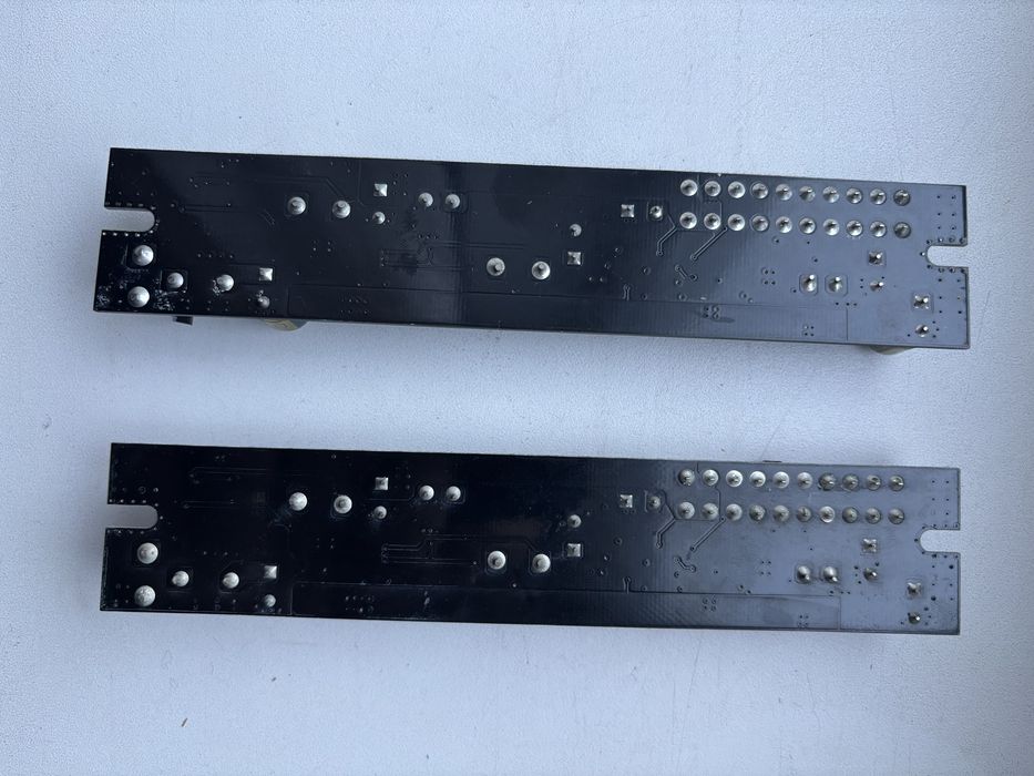 Блок живлення DELUXE LR1204-120W12VDC