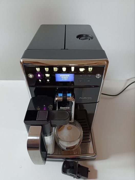 Кавомашина Saeco PicoBaristo Deluxe гарний стан є Вибір