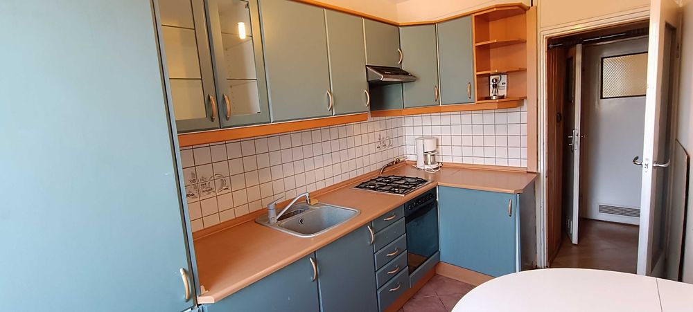 Mieszkanie blok 60m, 3 pokoje balkon piwnica parkingi Wołomin ul Kościelna