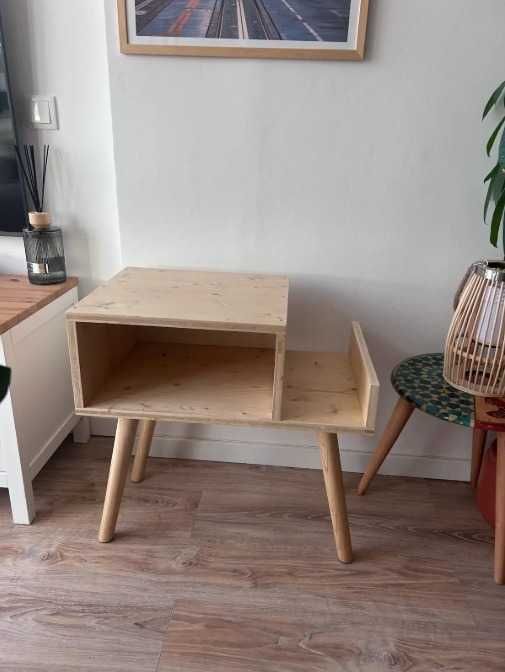 Móvel com arrumação para discos de vinil