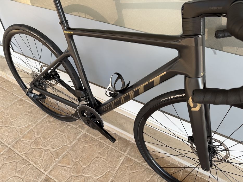 Bicicleta Scott Addict - Mudancas electricas