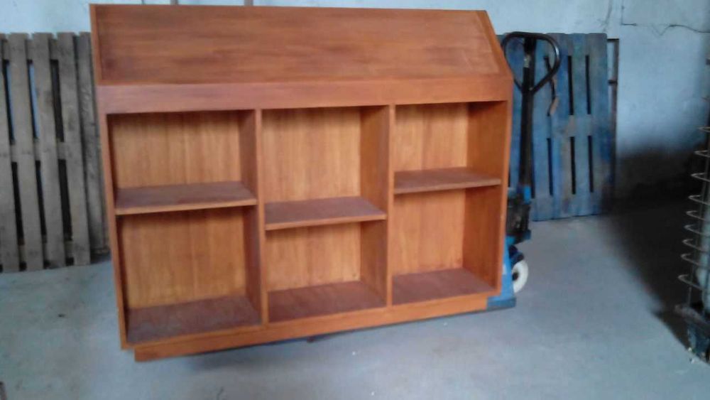 Montras Expositores para garrafeiras