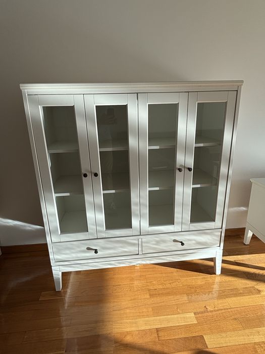 Cristaleira Branca IDANAS da IKEA c/portas de vidro dobráveis, 121x50x135 cm