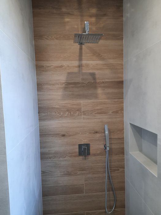 Łazienki pod klucz • Glazurnik • Wielki format • Lublin
– Lubelskie