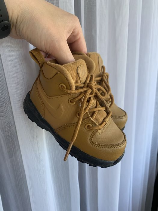 Чобітки,ботінки nike