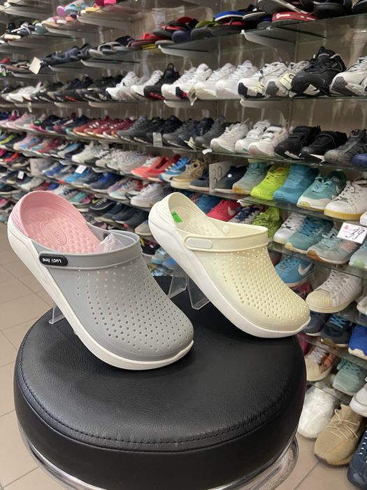 Крокси, stilli, luck line. Crocs