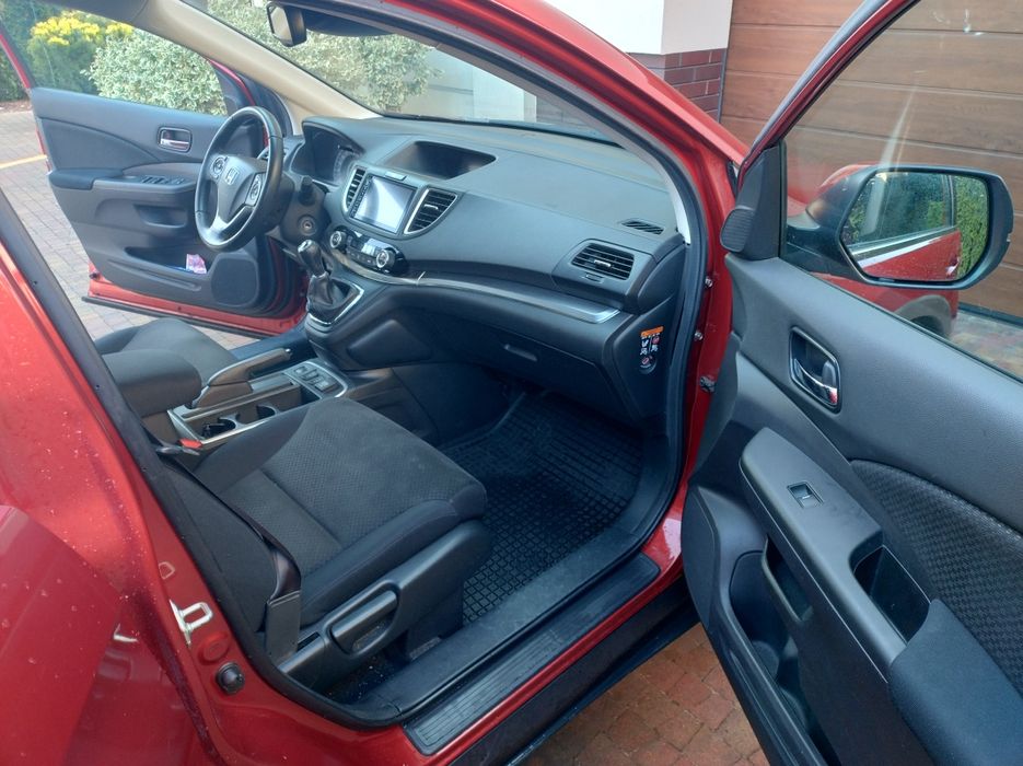 Honda CR-V 2.0 benzyna 150 KM 2017 kamera hak i relingi dachowe