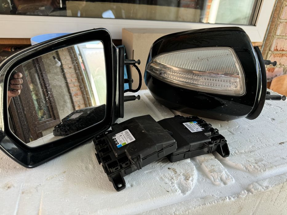 Зеркала ML W164, блоки в двери