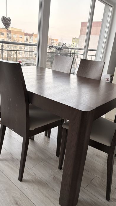 Stół Paged + 6 krzeseł