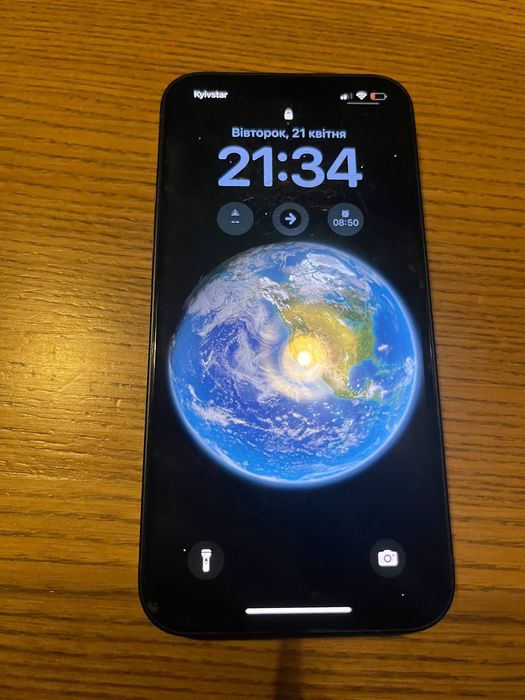 Айфон 13, 90% акб